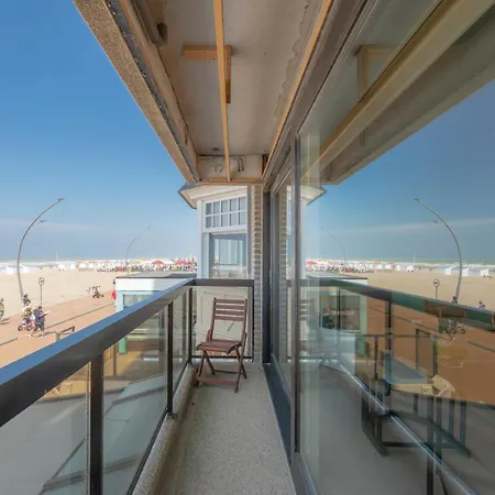 Daire Astoria Palace 0101 - 2 Bedrooms 5p - Centrally Located On The Promenade Sea View De Panne