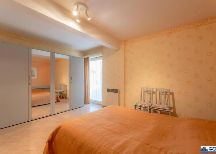 Astoria Palace 0101 - 2 Bedrooms 5p - Centrally Located On The Promenade Sea View