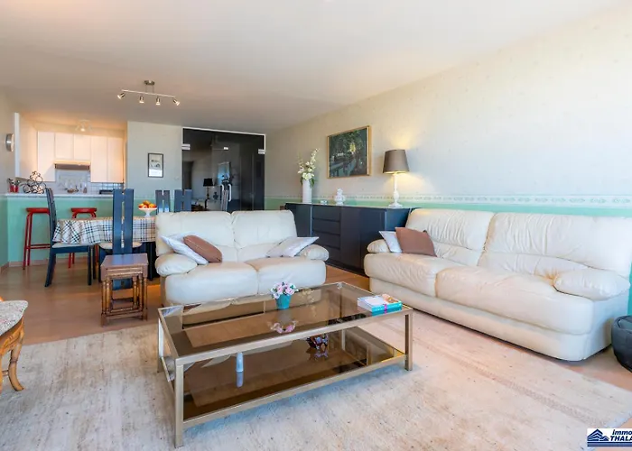 Astoria Palace 0101 - 2 Bedrooms 5p - Centrally Located On The Promenade Sea View * De Panne